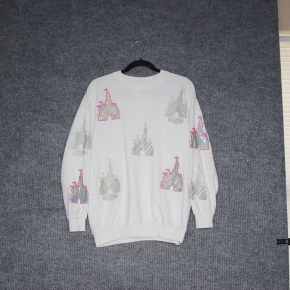 Disney White Sweatshirt Castles Graphic Crewneck Pullover Long Sleeve Womens M - Picture 3 of 7